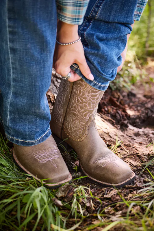 Round Up Remuda Wide Square Toe Western Boots – Brown Bomber